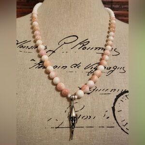 Elegant Queen Conch Shell Necklace with Silver Pendant